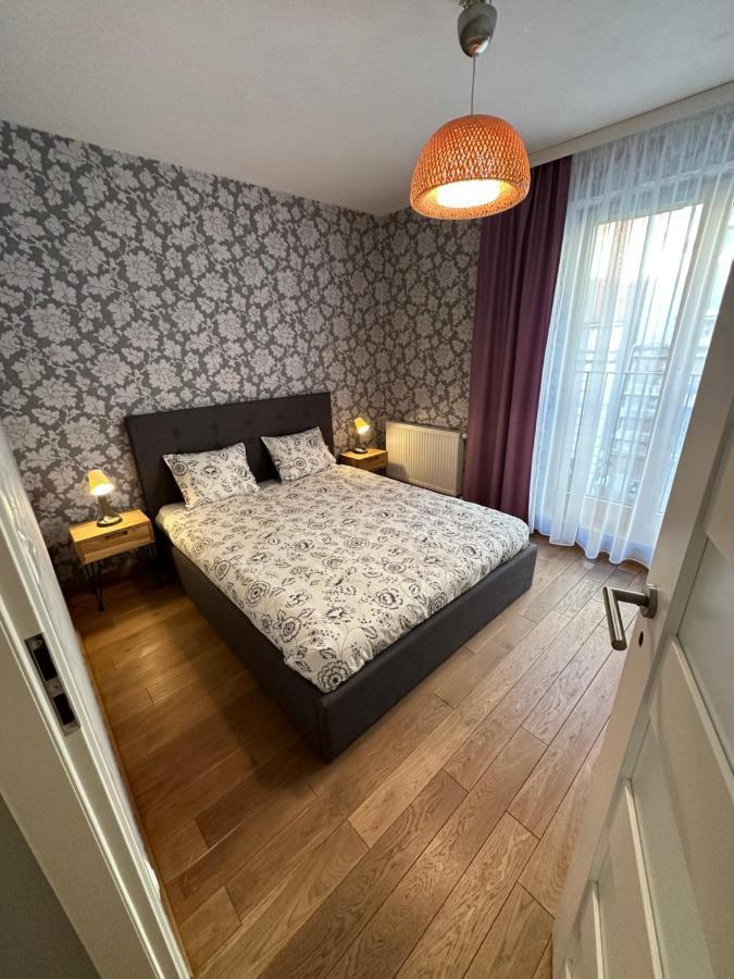 Ferienwohnung Browar Lubicz- 5Min Walk To The Old Town, Garage Krakau Exterior foto